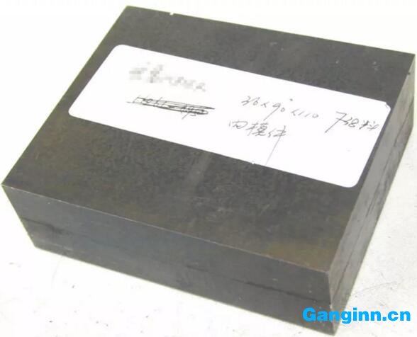 圖11 熱處理后裂紋 圖11 熱處理后裂紋